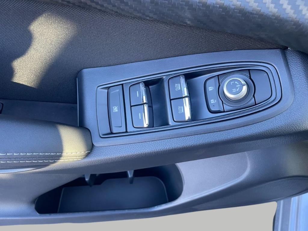 new 2025 Subaru Ascent car, priced at $40,001