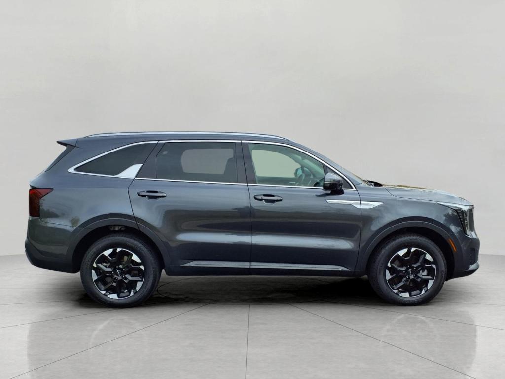 used 2024 Kia Sorento car, priced at $29,875