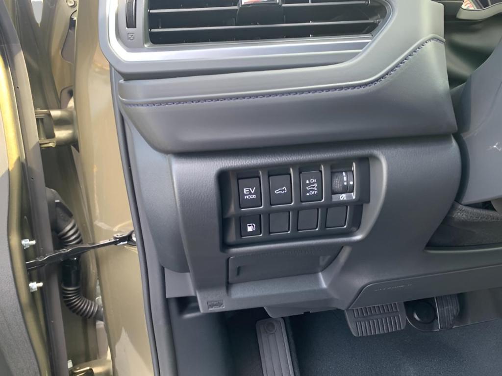 new 2025 Subaru Forester Hybrid car, priced at $40,814