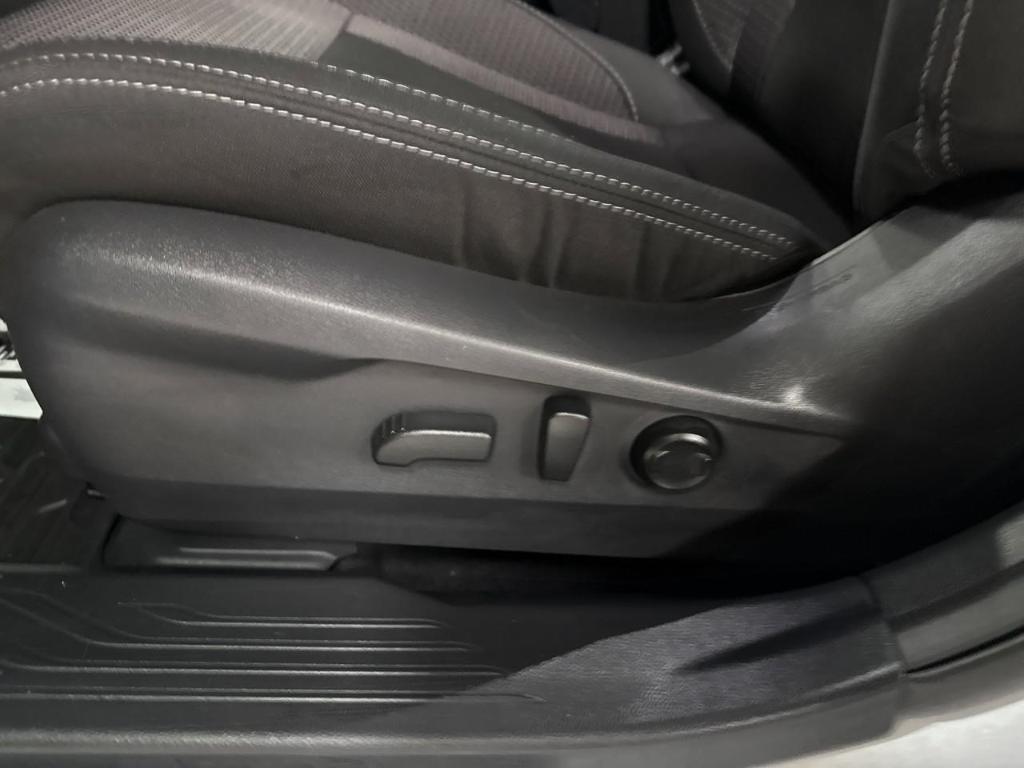 used 2025 Subaru Outback car, priced at $33,498