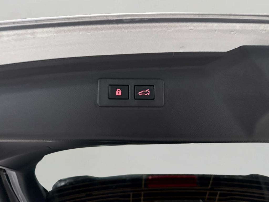 used 2025 Subaru Outback car, priced at $33,498