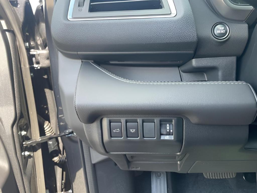 new 2025 Subaru Ascent car, priced at $50,941