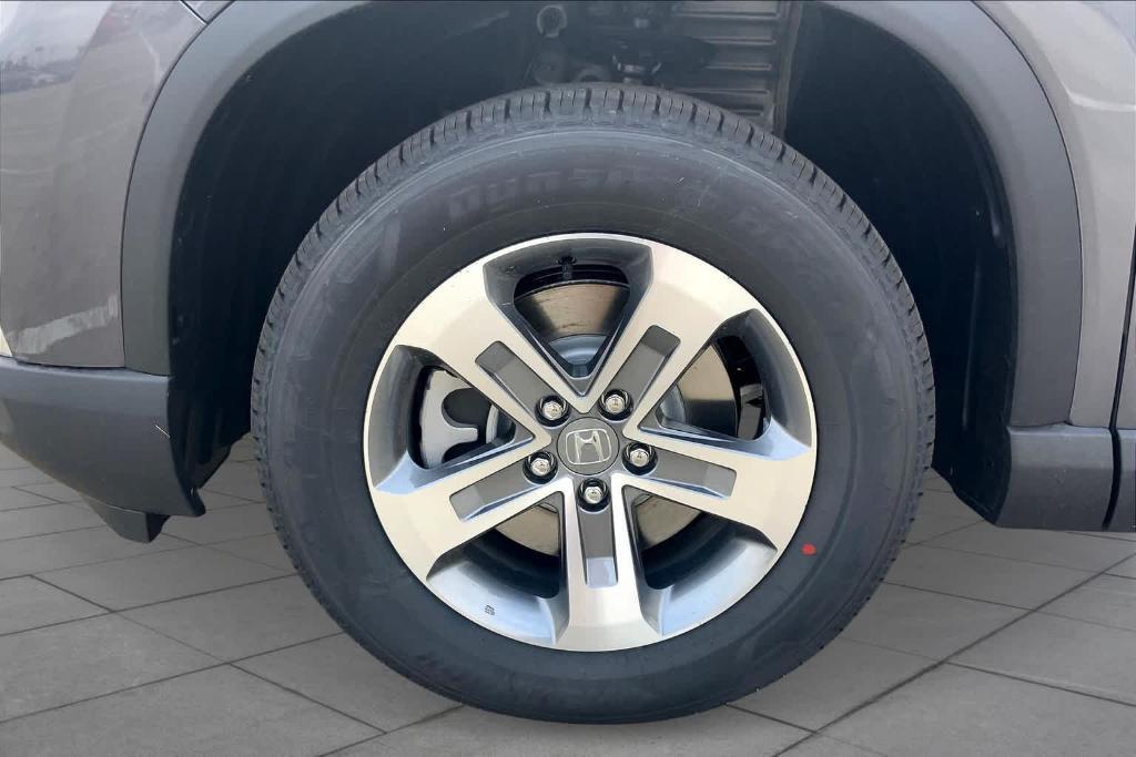 new 2025 Honda Pilot car, priced at $45,680