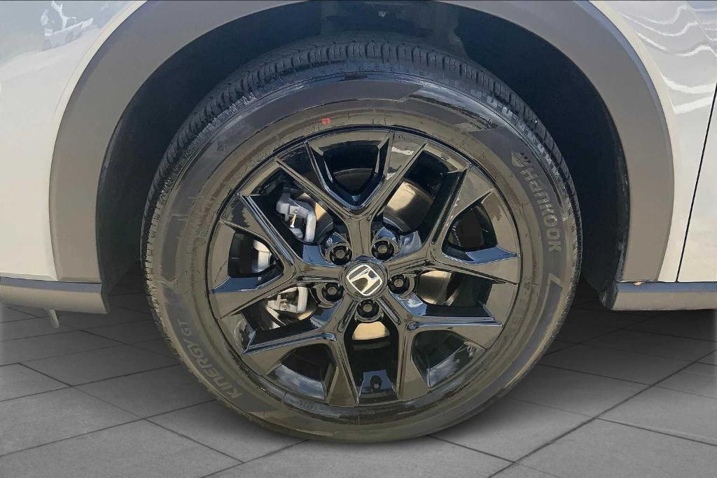 used 2025 Honda HR-V car, priced at $27,791