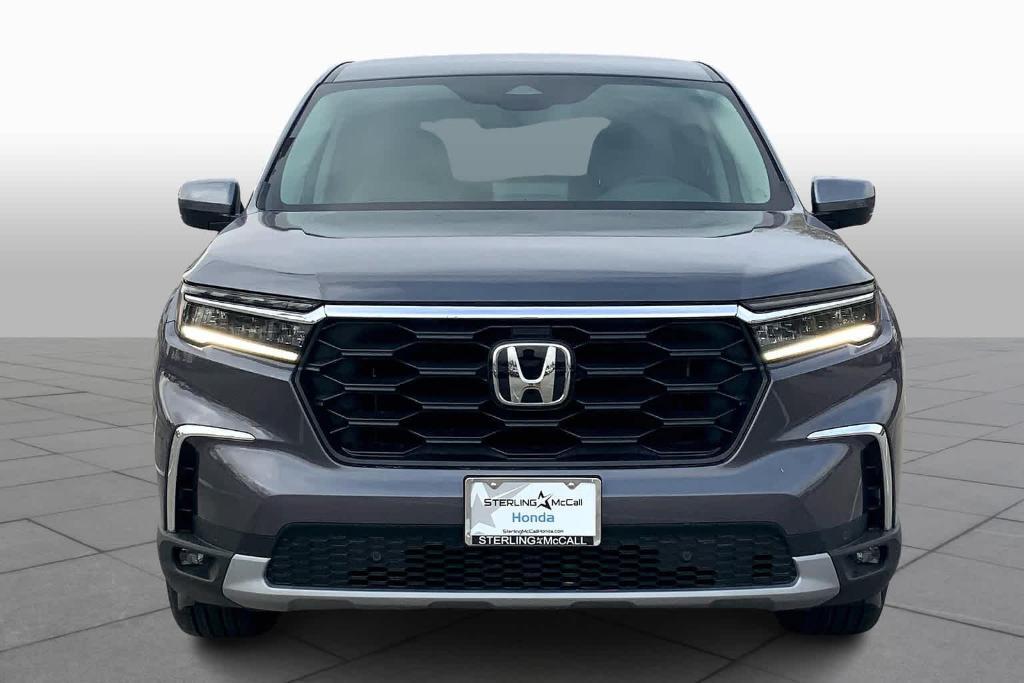 new 2025 Honda Pilot car, priced at $44,895