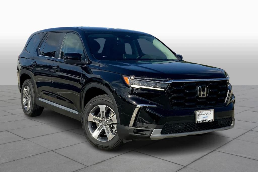 new 2025 Honda Pilot car, priced at $44,895