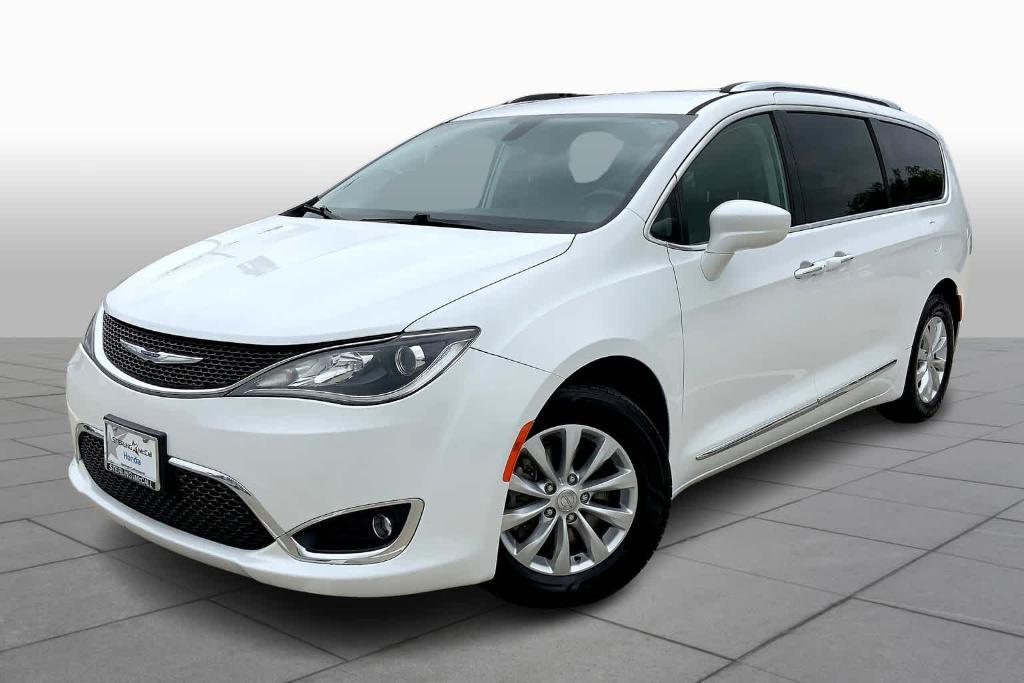 used 2019 Chrysler Pacifica car, priced at $16,591