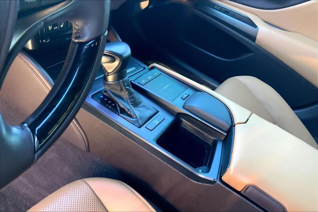 used 2020 Lexus ES 350 car, priced at $23,491
