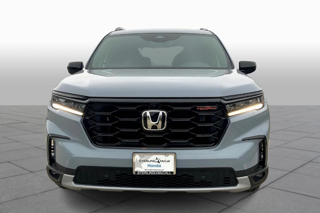 new 2025 Honda Pilot car, priced at $51,305