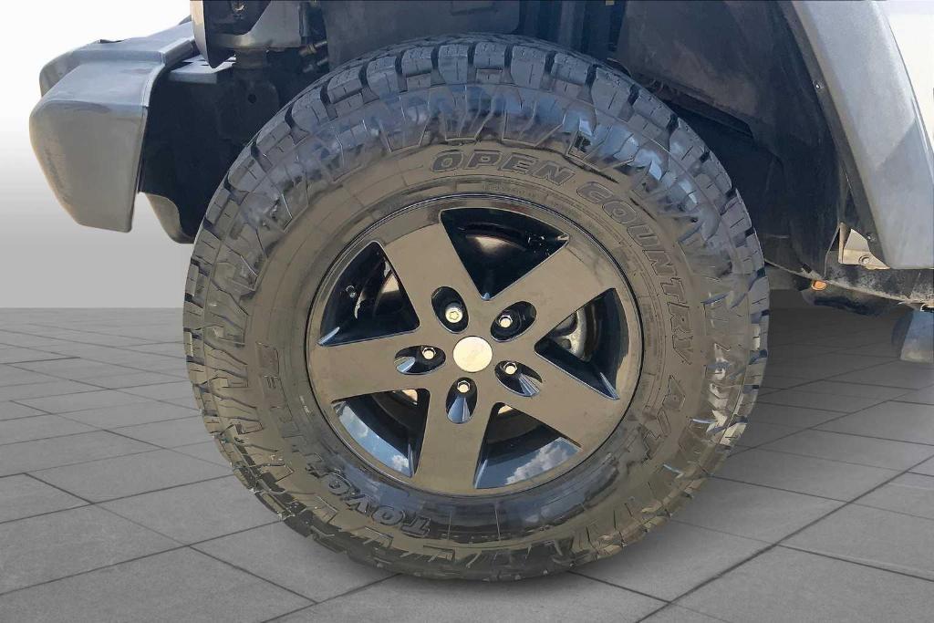 used 2016 Jeep Wrangler Unlimited car, priced at $16,491
