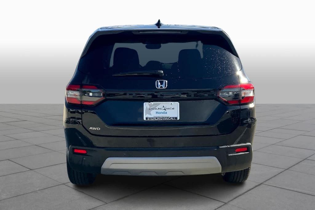 new 2025 Honda Pilot car, priced at $44,895