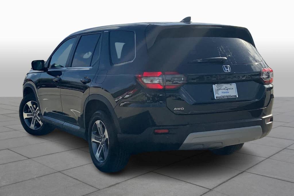 new 2025 Honda Pilot car, priced at $44,895