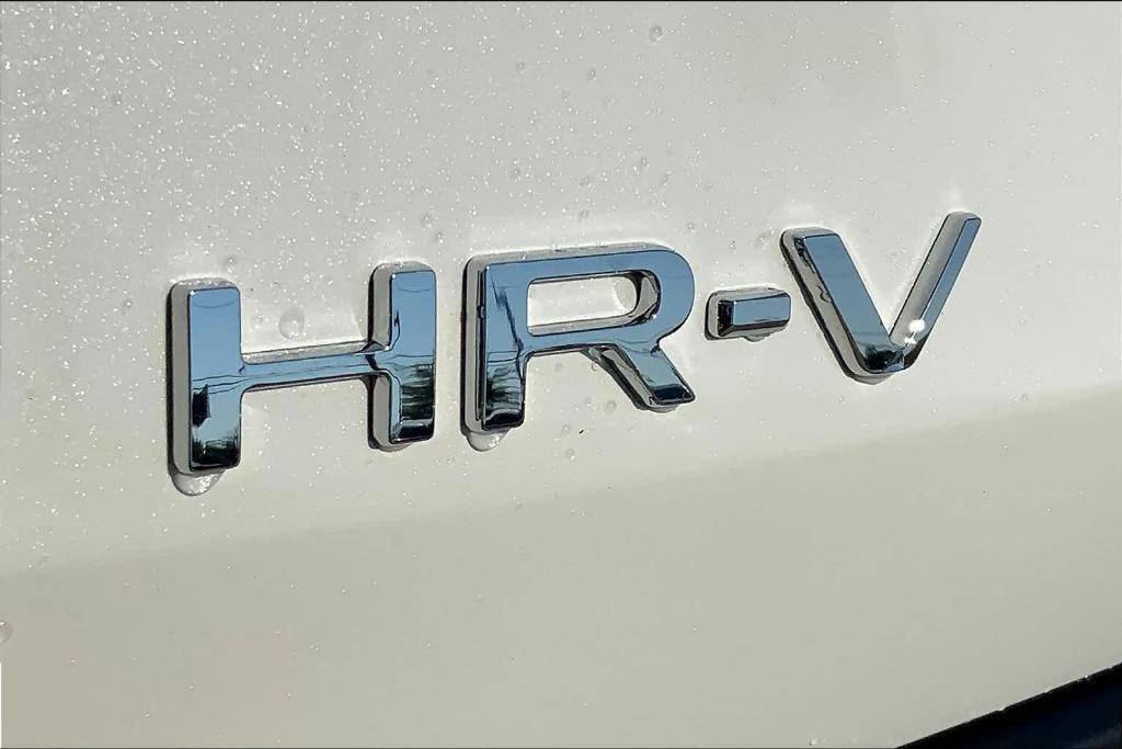 new 2025 Honda HR-V car, priced at $26,267