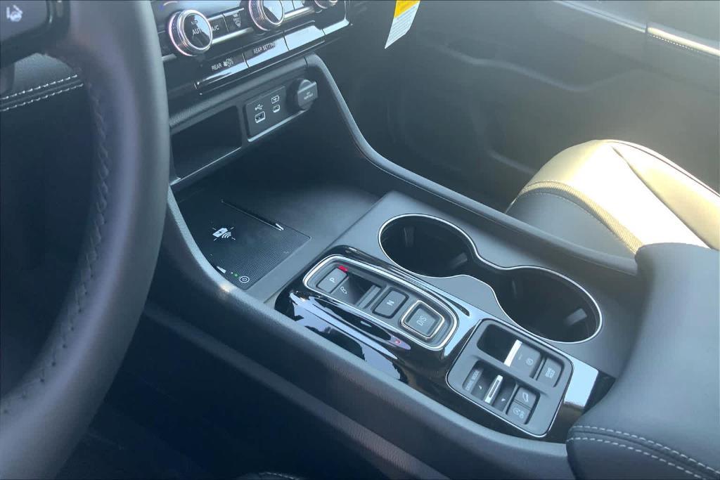 new 2025 Honda Pilot car, priced at $42,830