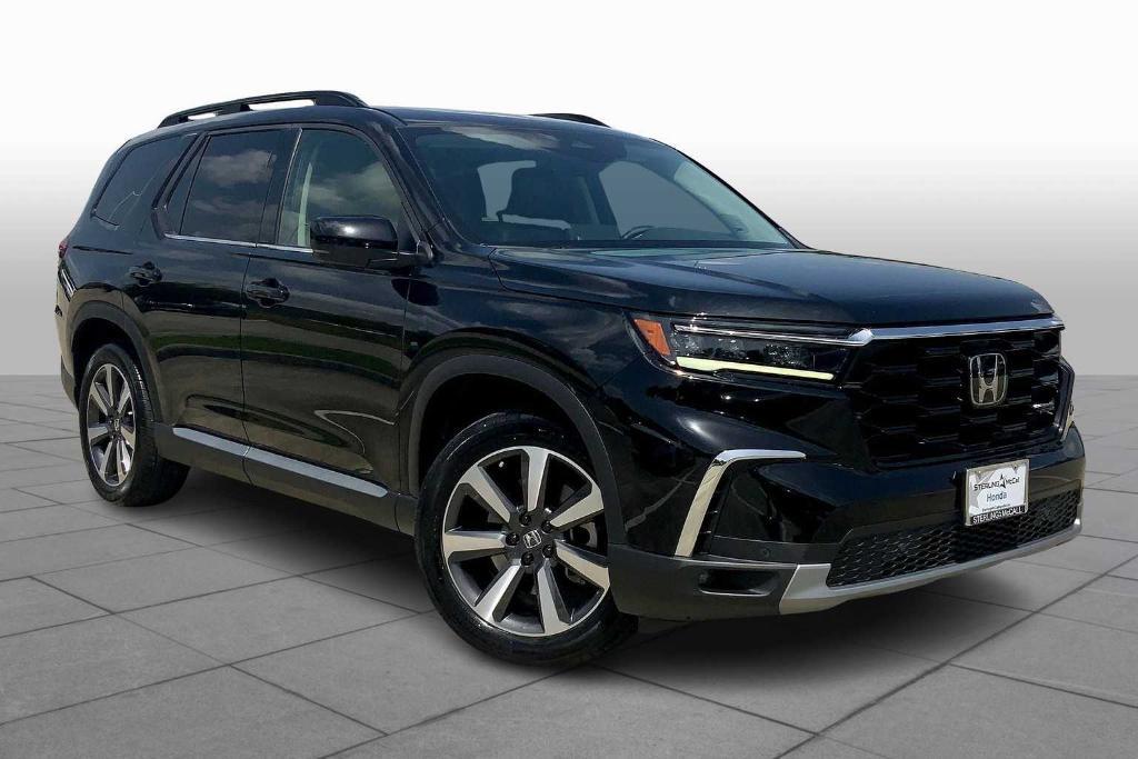 used 2023 Honda Pilot car, priced at $37,421