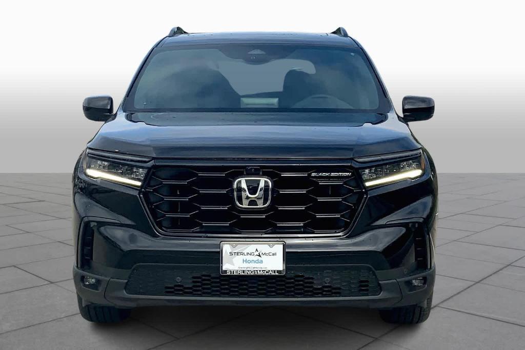 new 2025 Honda Pilot car, priced at $52,625