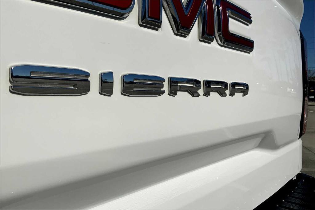 used 2022 GMC Sierra 1500 Limited car, priced at $21,991