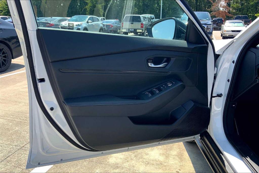 new 2025 Honda Accord Hybrid car, priced at $33,805