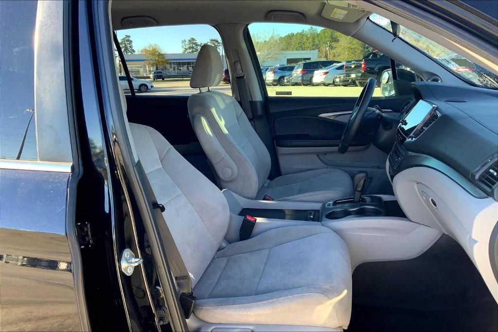 used 2019 Honda Pilot car, priced at $17,591