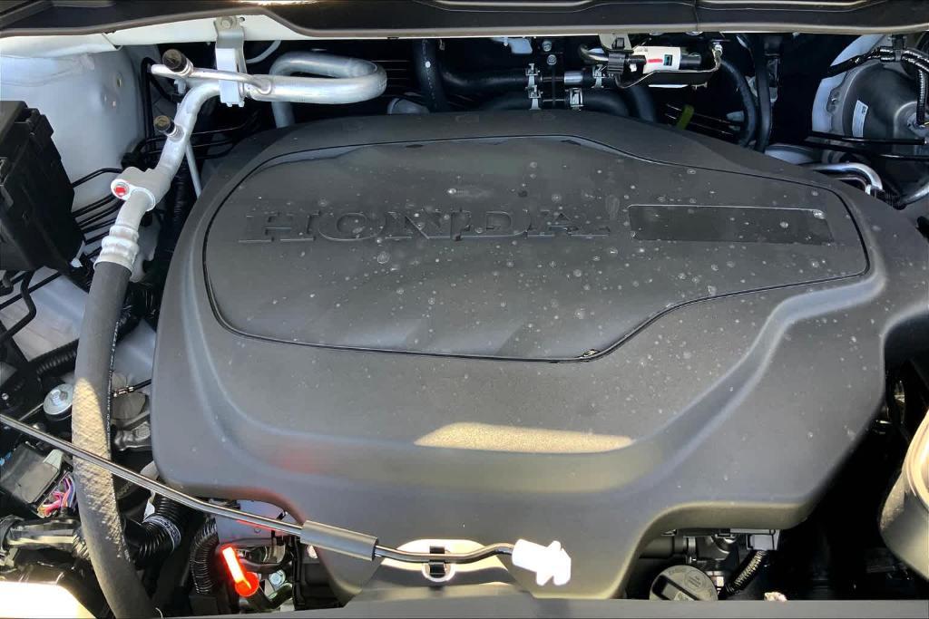 new 2025 Honda Odyssey car, priced at $45,325
