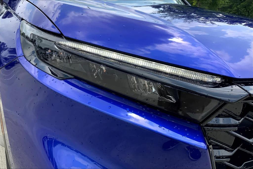 new 2025 Honda CR-V Hybrid car, priced at $37,669