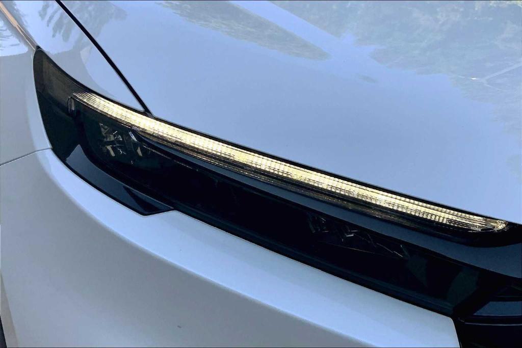 new 2026 Honda CR-V Hybrid car, priced at $38,743