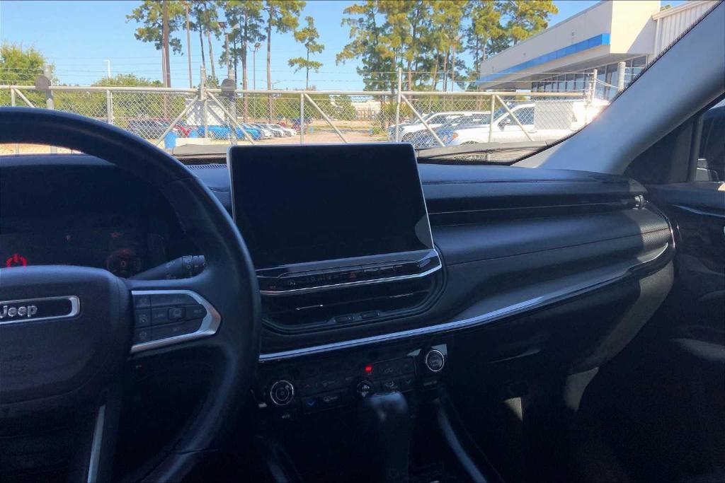 used 2022 Jeep Compass car, priced at $19,391
