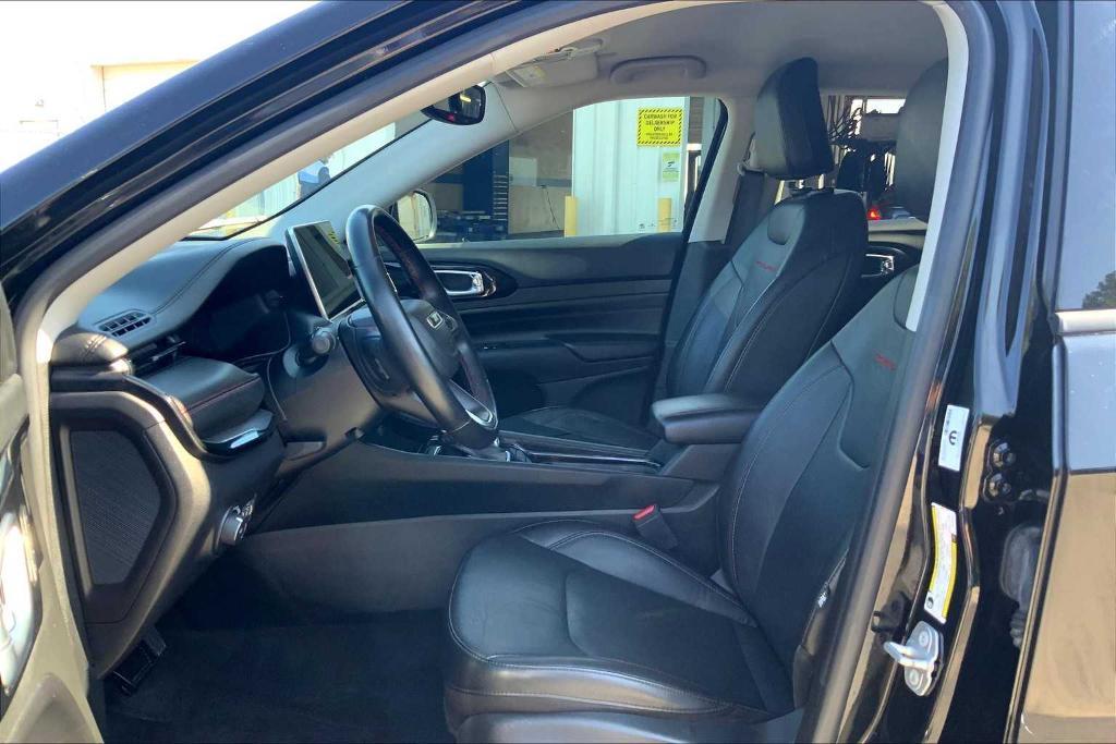 used 2022 Jeep Compass car, priced at $19,391