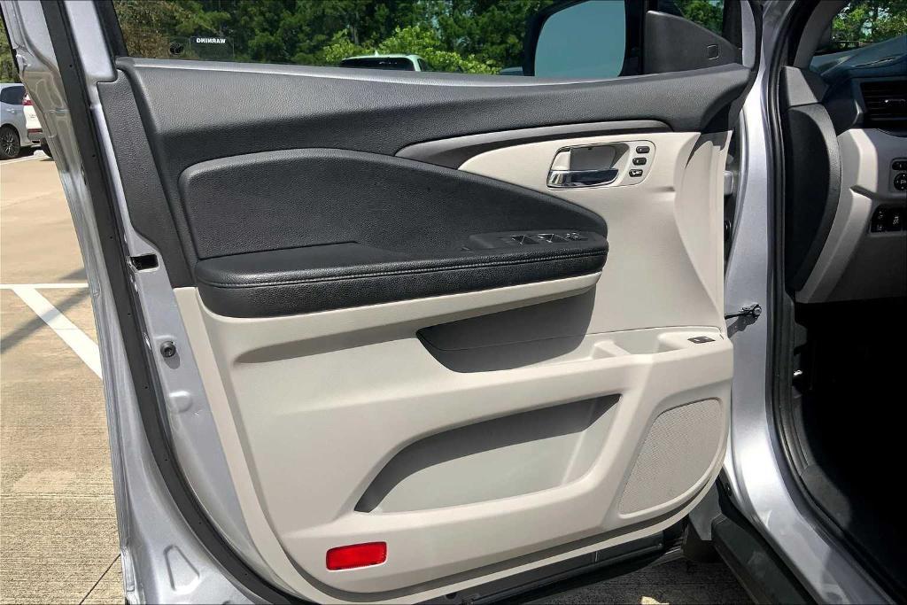 used 2019 Honda Pilot car, priced at $16,191