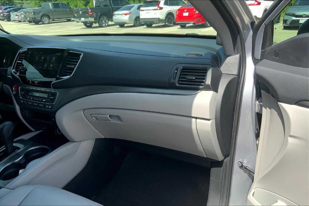 used 2019 Honda Pilot car, priced at $16,191