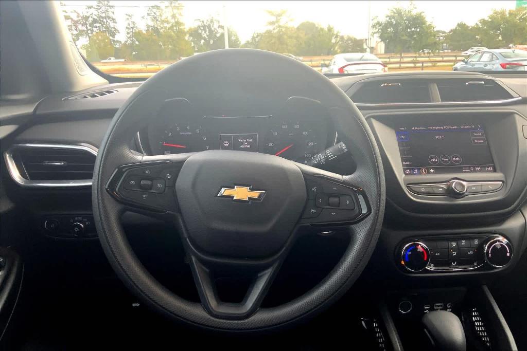 used 2023 Chevrolet TrailBlazer car, priced at $21,991