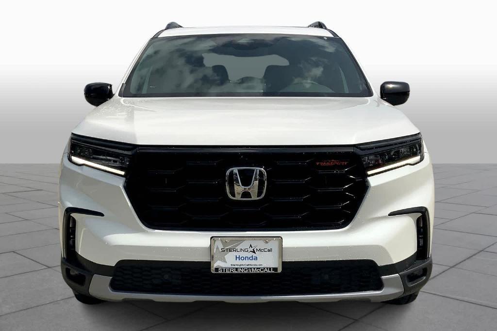 new 2025 Honda Pilot car, priced at $51,250