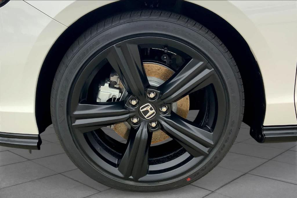 new 2025 Honda Accord Hybrid car, priced at $35,312