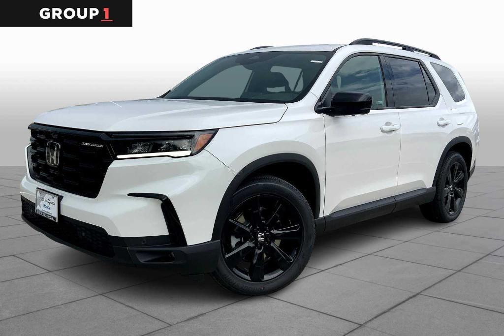 new 2025 Honda Pilot car, priced at $54,714