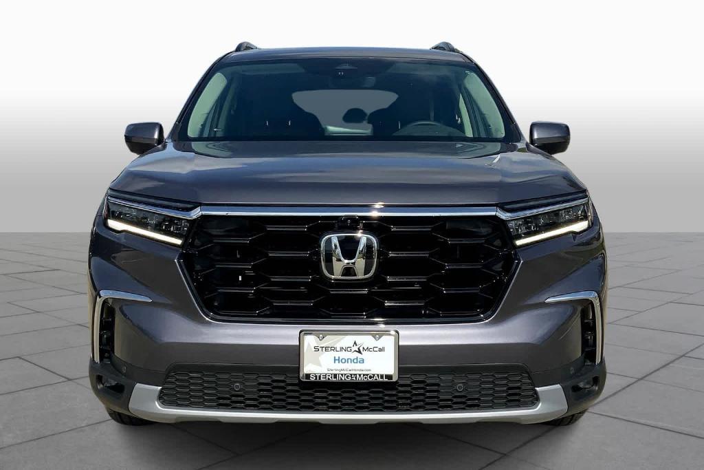 new 2025 Honda Pilot car, priced at $54,530