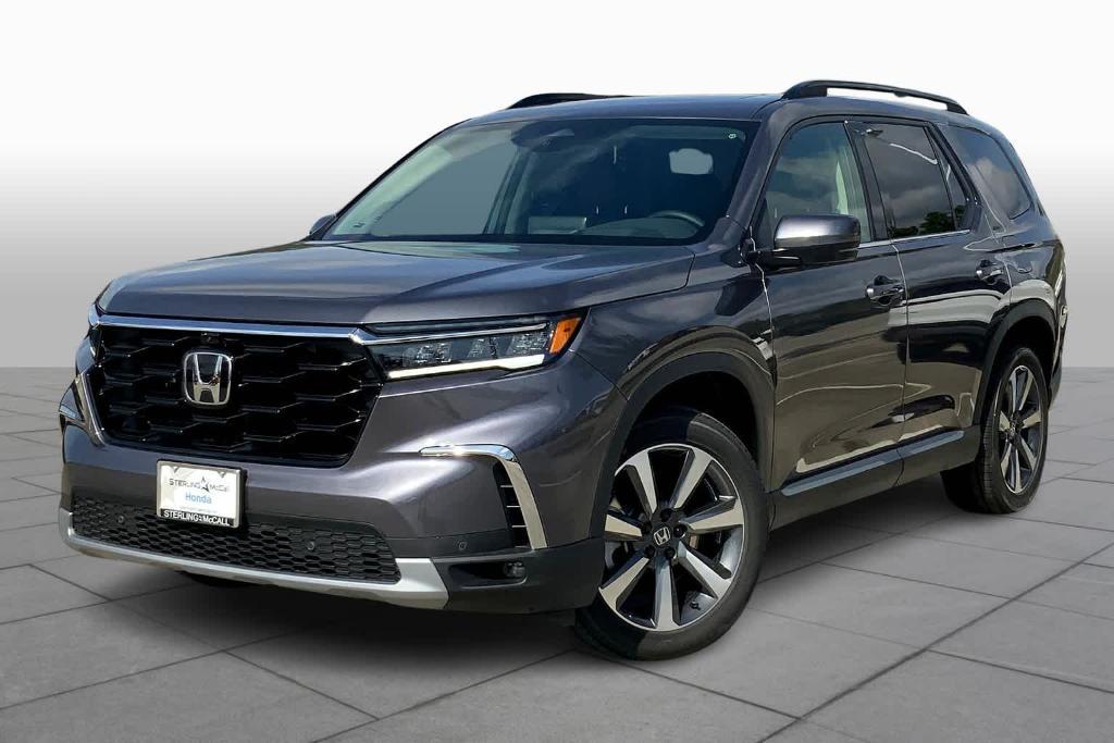 new 2025 Honda Pilot car, priced at $54,530