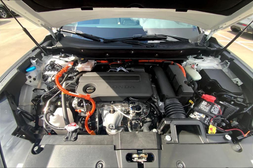 new 2025 Honda CR-V Hybrid car, priced at $40,118