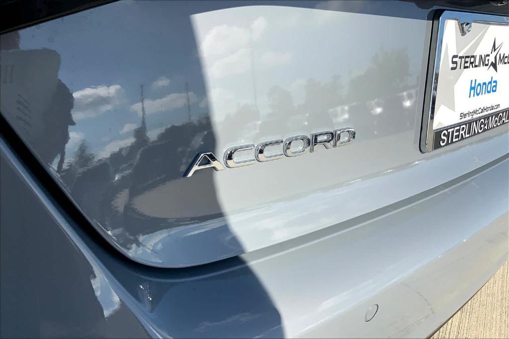 new 2025 Honda Accord Hybrid car, priced at $38,202