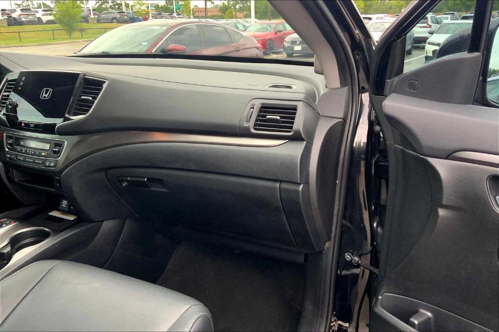 used 2021 Honda Pilot car, priced at $27,291
