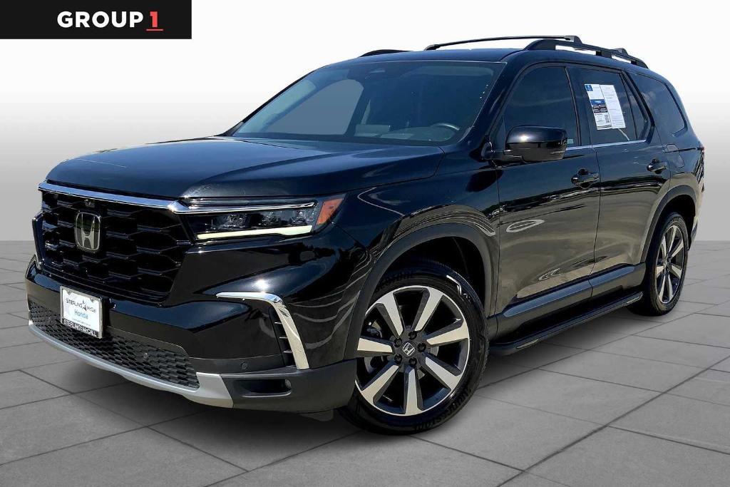 used 2023 Honda Pilot car, priced at $39,231