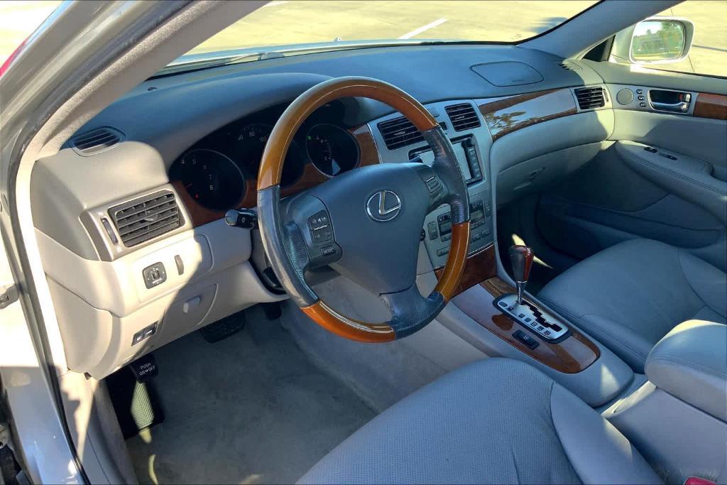 used 2005 Lexus ES 330 car, priced at $5,991