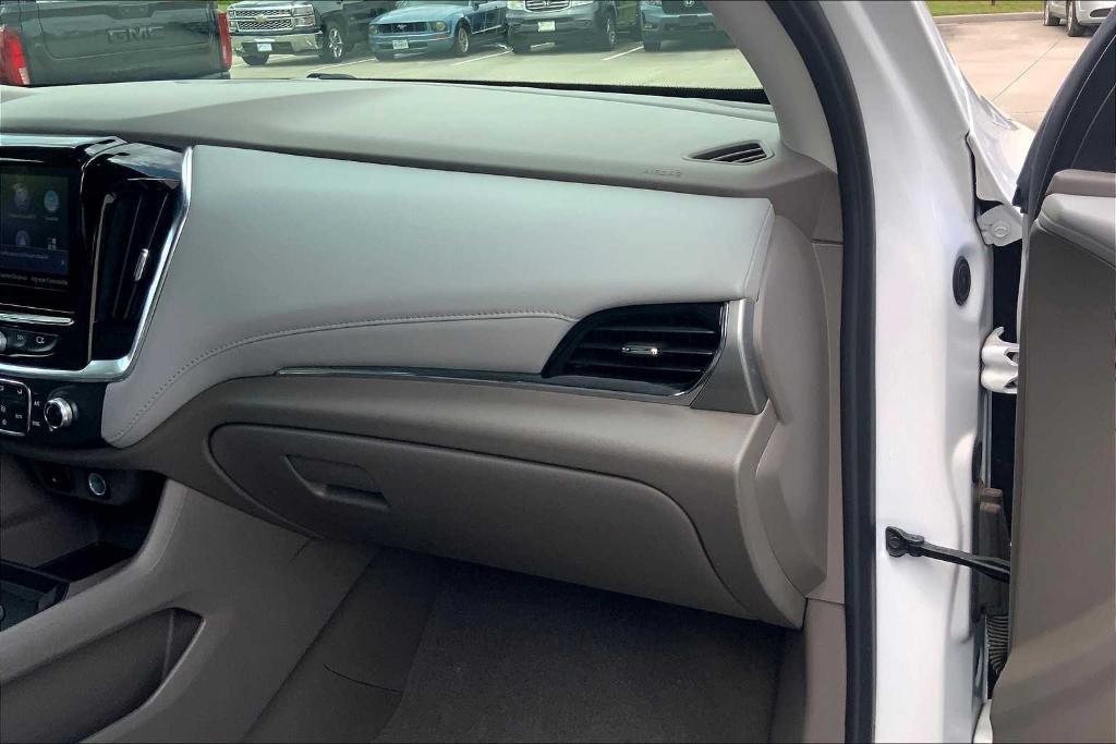 used 2021 Chevrolet Traverse car, priced at $20,491