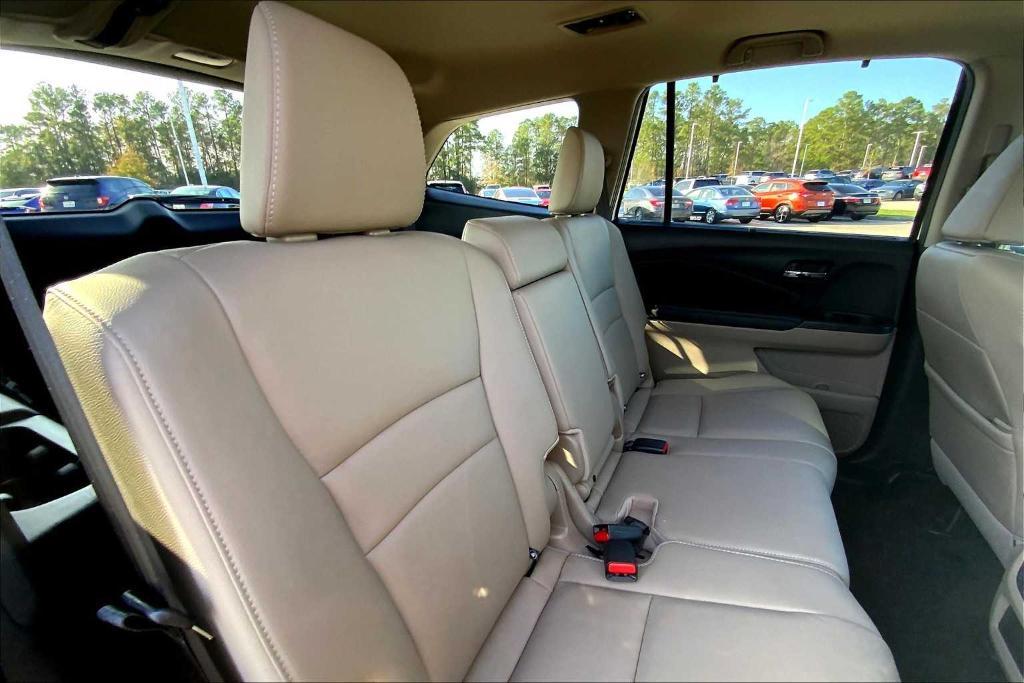 used 2019 Honda Pilot car, priced at $23,451