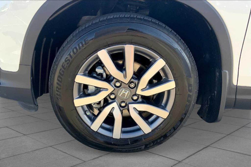 used 2019 Honda Pilot car, priced at $23,451