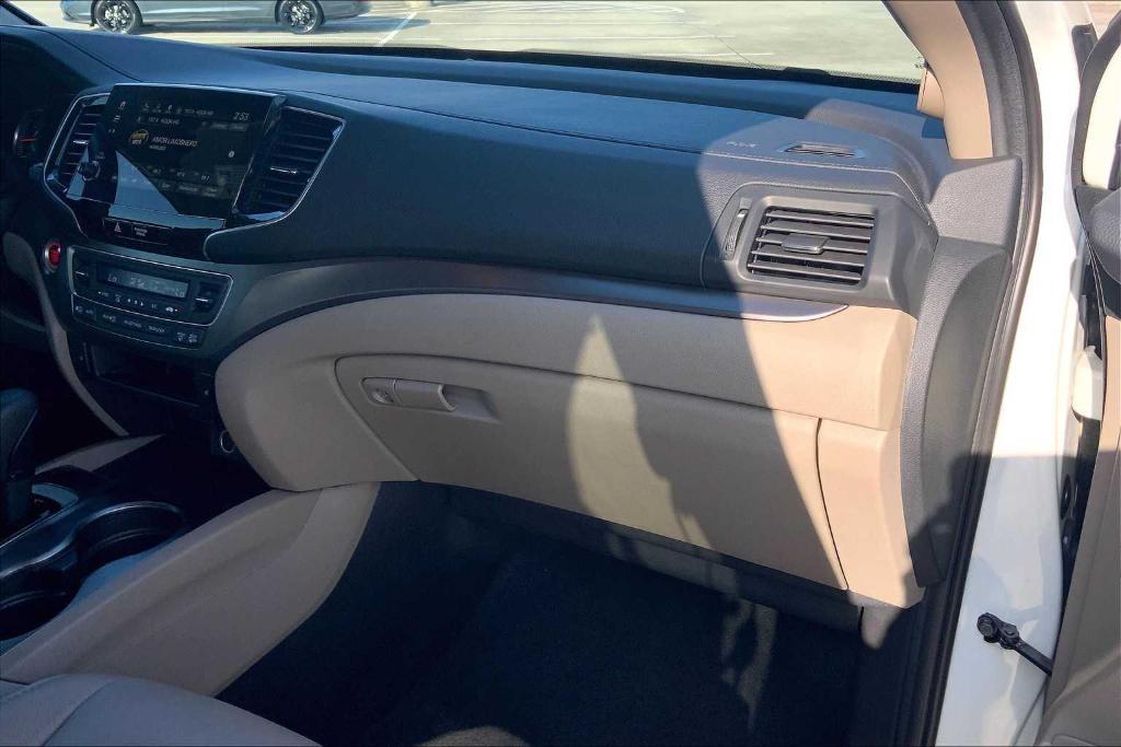 used 2019 Honda Pilot car, priced at $23,451