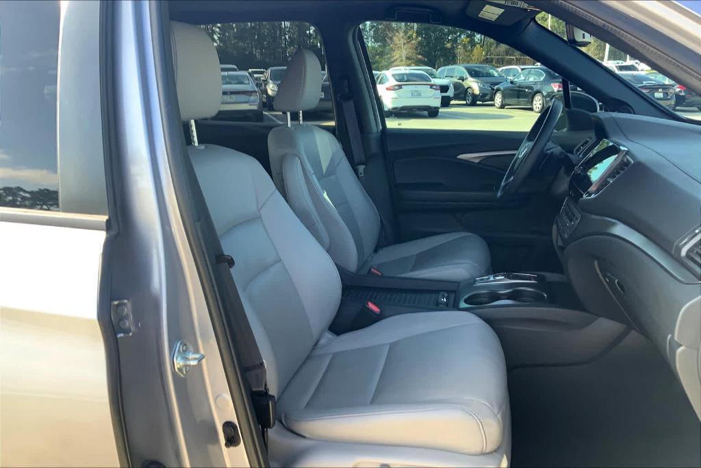 used 2022 Honda Passport car, priced at $26,371