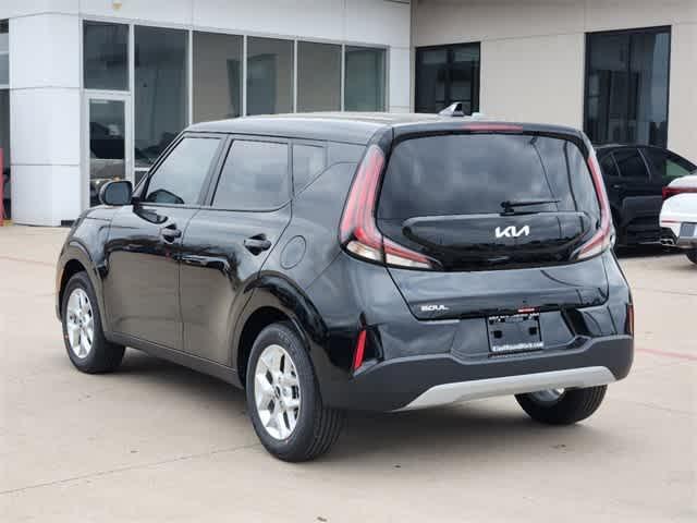 new 2025 Kia Soul car, priced at $22,185