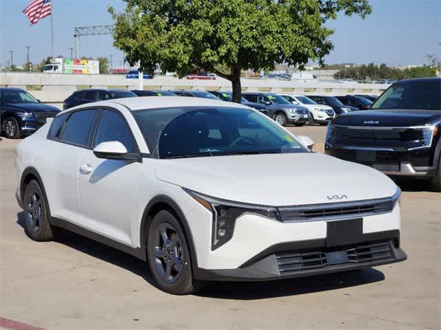 new 2025 Kia K4 car, priced at $24,540