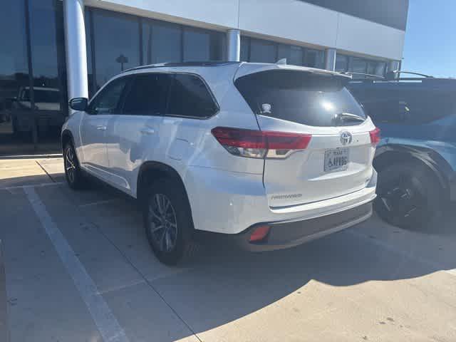 used 2019 Toyota Highlander car