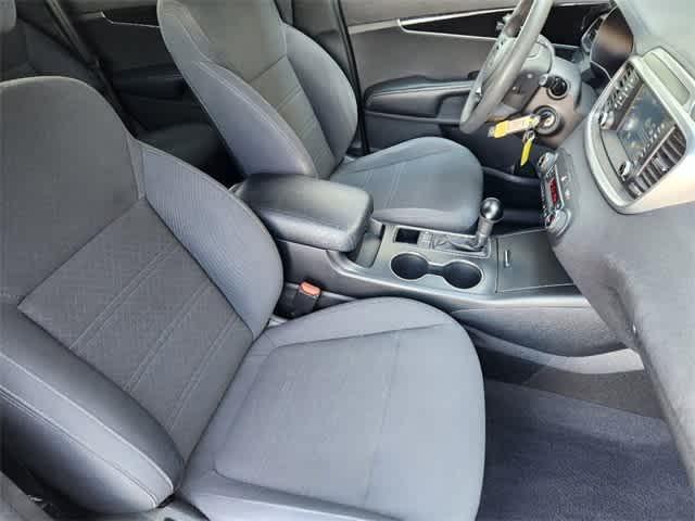 used 2019 Kia Sorento car, priced at $16,777